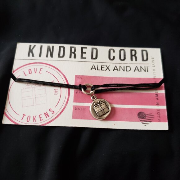 ☮️ Alex and Ani Kindred Cord “Gift Box” Bracelet NWT  Charm    12 - Picture 2 of 4